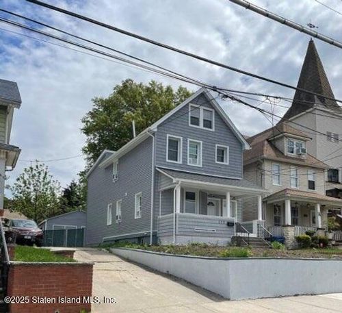 173 Clove Road, Staten Island, NY, 10310 | Card Image