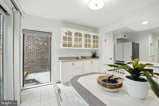 2151 Cabots Point Ln, Townhouse with 4 bedrooms, 3 bathrooms and null parking in RESTON VA | Image 26