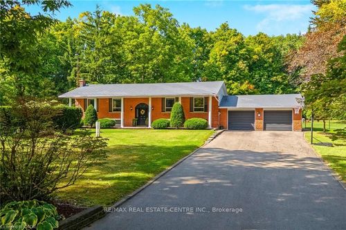 2157 Side Rd, Milton, ON, L9T9C7 | Card Image