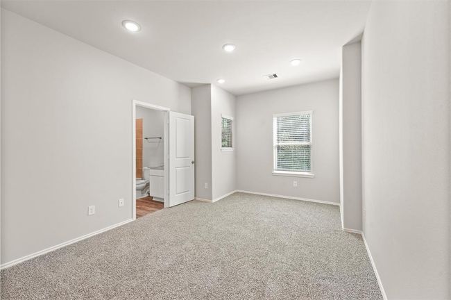 11069 Magnolia Bend Dr, House other with 3 bedrooms, 3 bathrooms and 2 parking in Conroe TX | Image 15