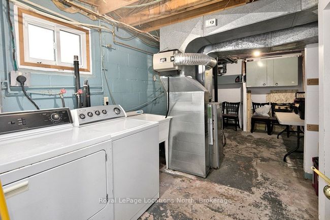 635 Oak St, House other with 5 bedrooms, 2 bathrooms and 3 parking in Collingwood ON | Image 23