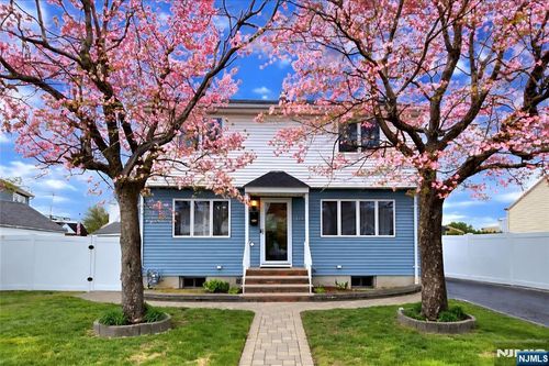 130 Tuella Ave, Elmwood Park, NJ, 07407-1336 | Card Image