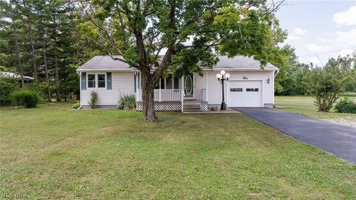 4044 Avon Lake Rd, Litchfield, OH, 44253-9523 | Card Image