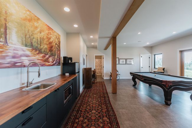 2247 Pixton Rd, House other with 3 bedrooms, 3 bathrooms and 6 parking in Roberts Creek BC | Image 26