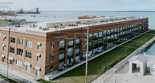 unit-213-401 W Shoreline Dr, Sandusky, OH, 44870-0905 | Card Image