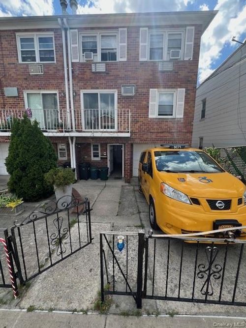 2-9730 91st Street, New York, NY, 11416 | Card Image