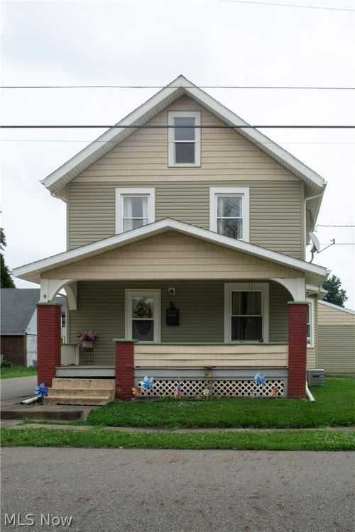 602 S Mill St, Louisville, OH, 44641-1649 | Card Image