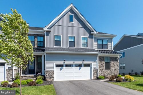 307 Huntington Ln, AMBLER, PA, 19002-1003 | Card Image