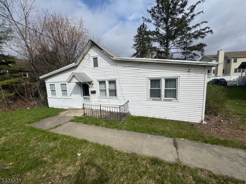 118 Main St, Sparta, NJ, 07871-1974 | Card Image