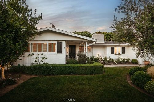 484 E 16th St, Costa Mesa, CA, 92627 | Card Image