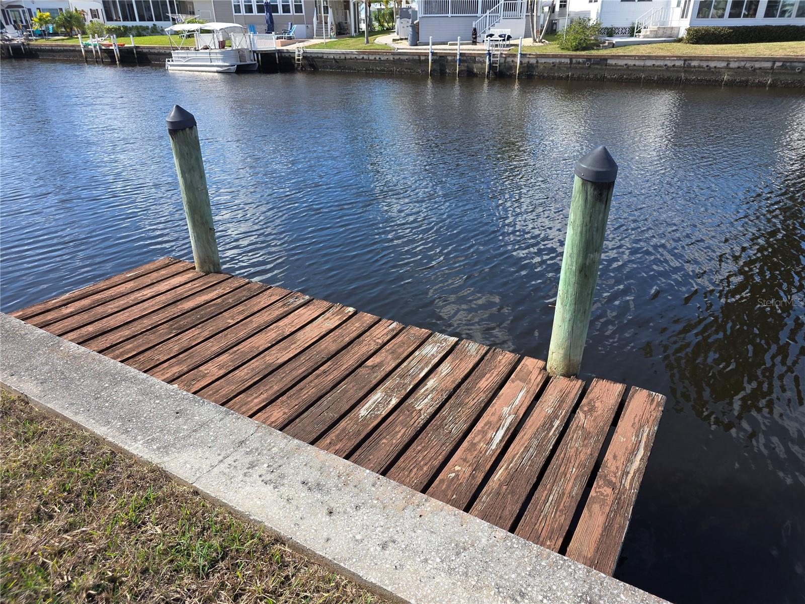 Land in NORTH PORT