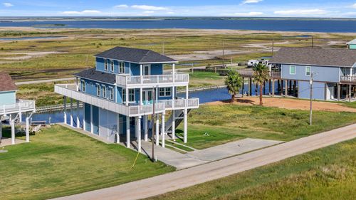 405 Pompano Dr, Freeport, TX, 77541-7315 | Card Image