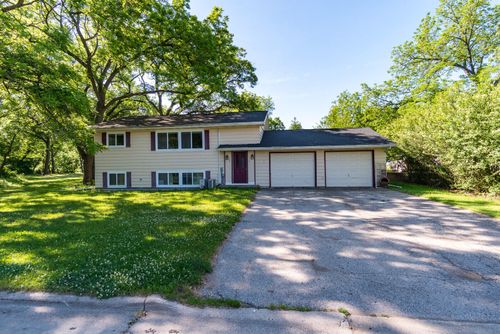 400 Derek Ave, Holmen, WI, 54636 | Card Image