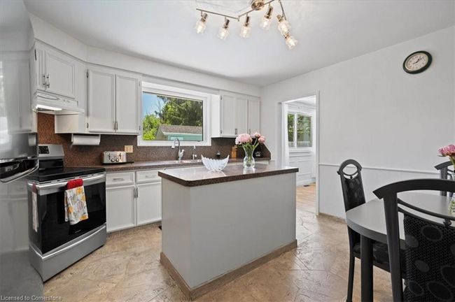 4054 Weimar Line, House other with 4 bedrooms, 4 bathrooms and 10 parking in Wellesley ON | Image 7