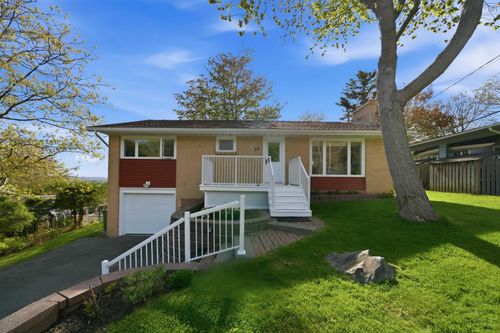 26 Gateway Rd, Halifax, NS, B3M1M8 | Card Image