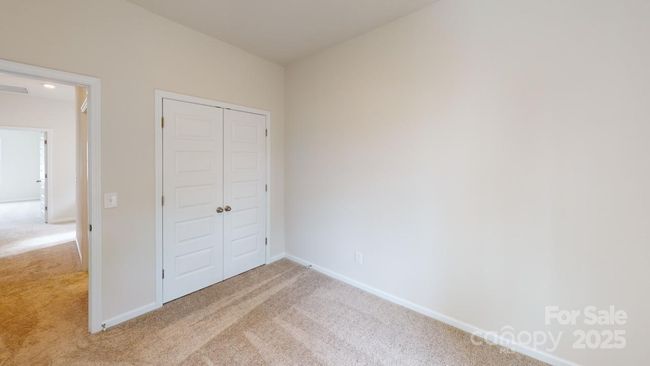 Photo is representation - Secondary bedroom | Image 21