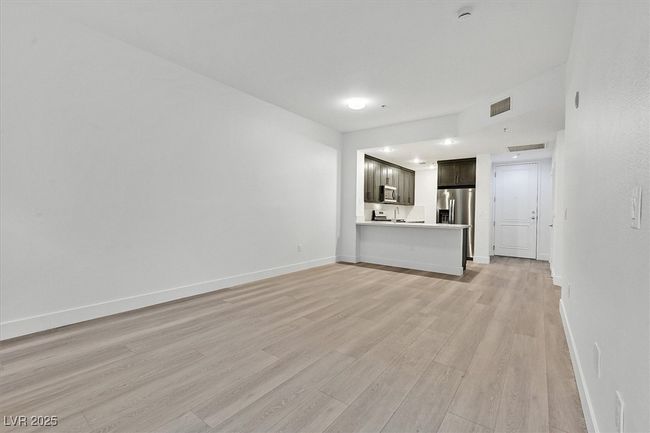 406 - 59 E Agate Ave, Condo with 1 bedrooms, 1 bathrooms and null parking in Las Vegas NV | Image 10