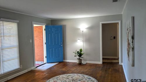 2417 S Kennedy Ave, Tyler, TX, 75701-5245 | Card Image