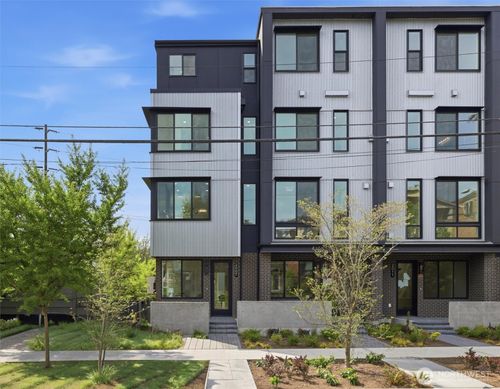 2007 Minor Avenue E, Seattle, WA, 98102 | Card Image