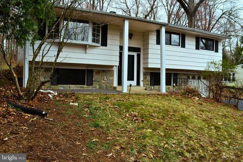 715 Raynham Rd, COLLEGEVILLE, PA, 19426-3417 | Card Image