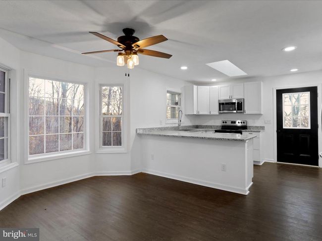 689 Windy Way, House other with 3 bedrooms, 2 bathrooms and null parking in FRONT ROYAL VA | Image 7