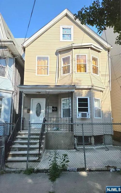 283 5th St, Newark, NJ, 07107-3029 | Card Image
