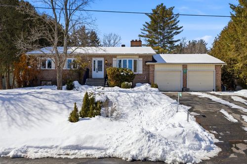 109 Highview Dr, Woodlawn, ON, K0A3M0 | Card Image