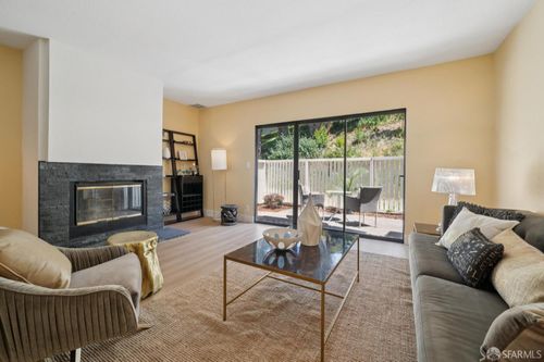 2536 Treeside Way, Richmond, CA, 94806-1953 | Card Image