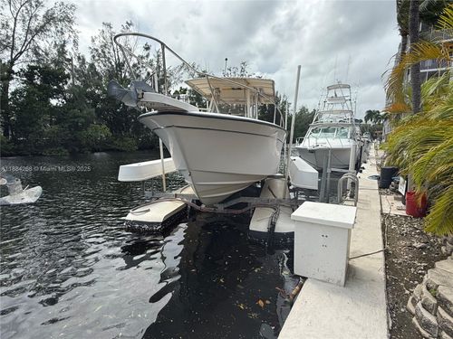 101-40-deeded-dock-3660 Ne 166th St, North Miami Beach, FL, 33160-3880 | Card Image