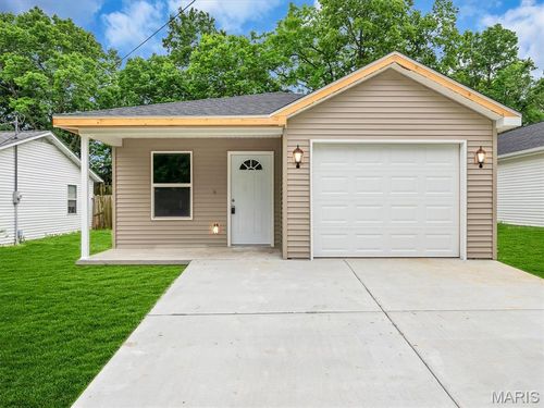 1336 Casey Ave, Saint Clair, MO, 63077-1049 | Card Image