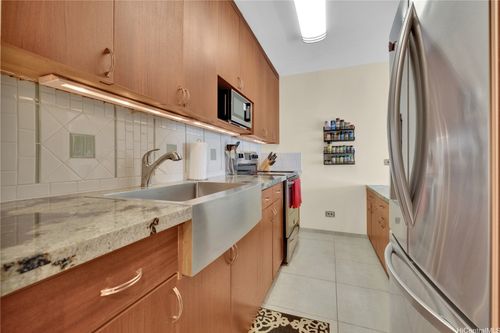 1244-1519 Nuuanu Ave, Honolulu, HI, 96817-3741 | Card Image
