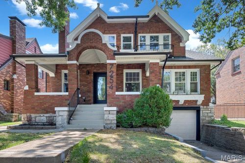 7254 Colgate Avenue, University City, MO, 63130 | Card Image
