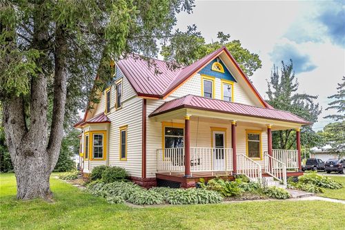 330 2nd St, TAYLOR, WI, 54659-6905 | Card Image