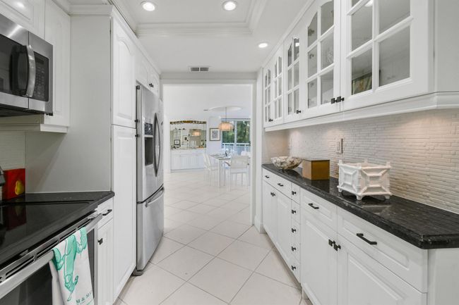 APT-112 - 2780 S Ocean Blvd, Condo with 2 bedrooms, 2 bathrooms and null parking in Palm Beach FL | Image 12
