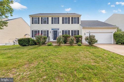 33 Wild Rose Dr, FREDERICKSBURG, VA, 22406-7282 | Card Image