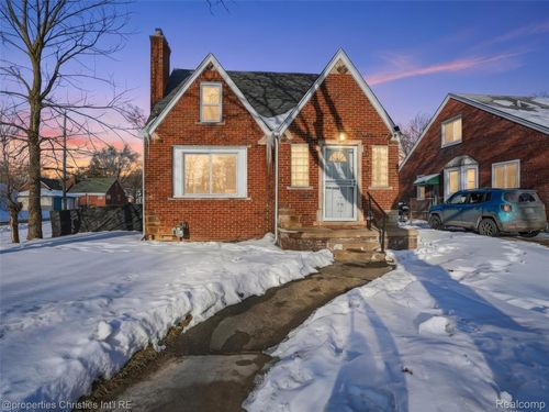 10930 Mogul St, Detroit, MI, 48224-2483 | Card Image