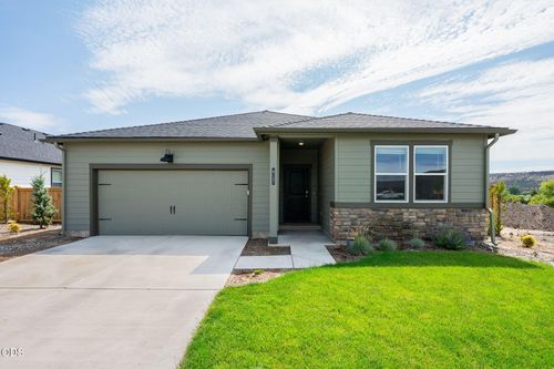 417 Ne Union Loop, Prineville, OR, 97754 | Card Image