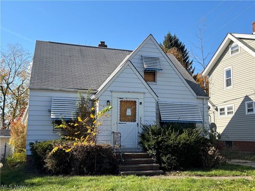 5056 E 88th St, Garfield Heights, OH, 44125-2015 | Card Image