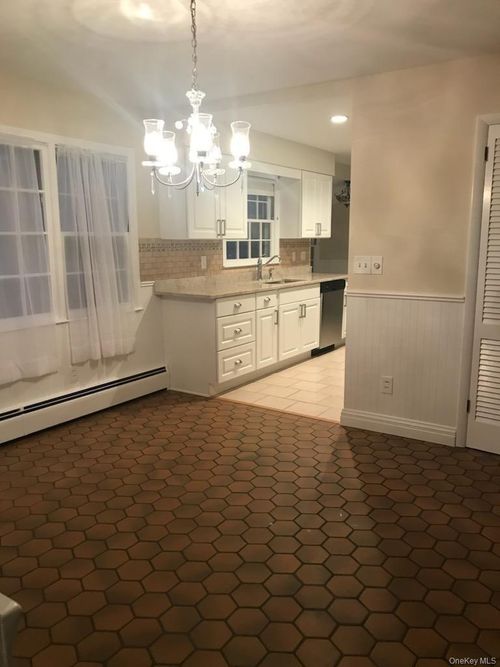 116 Meadow Rd, Briarcliff Manor, NY, 10510-1135 | Card Image