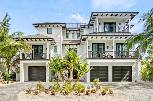 129 Mckinley Dr, SARASOTA, FL, 34236-2117 | Card Image