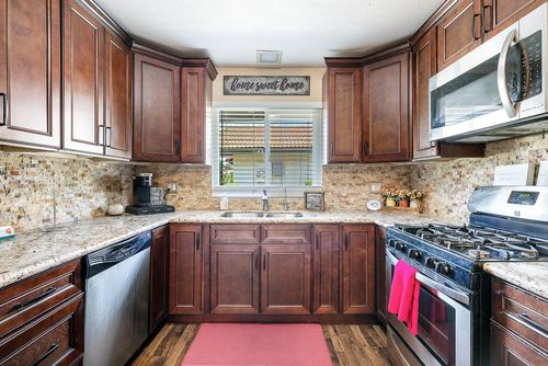 apt-107-317 W Sierra Ave, Fresno, CA, 93704-1232 | Card Image