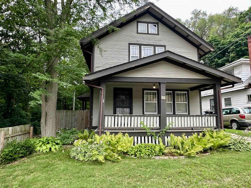418 Orchard Park, Rockford, IL, 61101-6402 | Card Image
