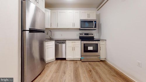 2-5850 N 13th St, PHILADELPHIA, PA, 19141-4121 | Card Image