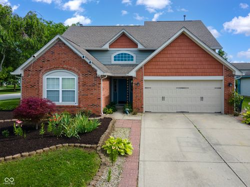 706 Woodcote Ln, Brownsburg, IN, 46112-8313 | Card Image