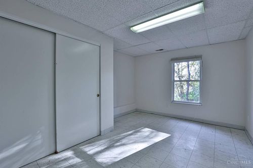 21 Wallace Grove Ln, Milford, OH, 45150-5114 | Card Image