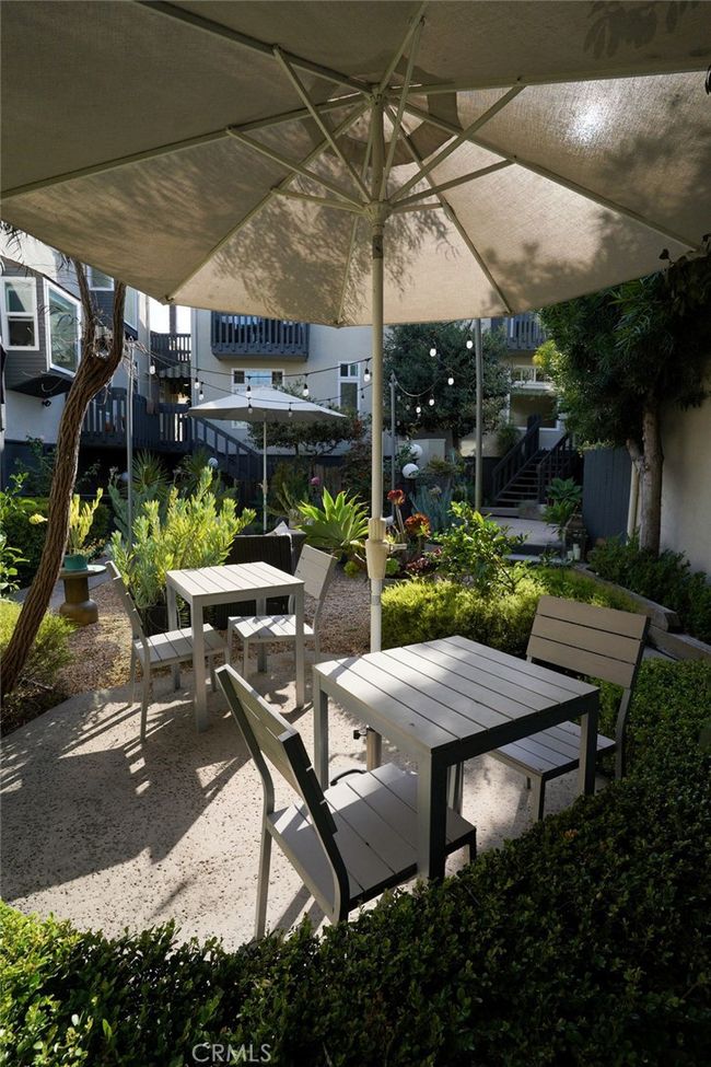 APT-10 - 320 12 Th St, Condo with 2 bedrooms, 1 bathrooms and null parking in Seal Beach CA | Image 20