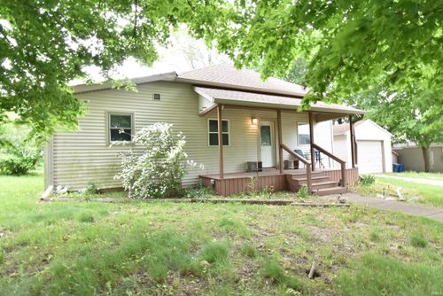 607 S Howard St, Oxford, IN, 47971-8567 | Card Image