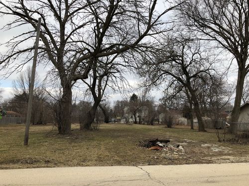 29W080 Bolles Ave, West Chicago, IL, 60185-3658 | Card Image