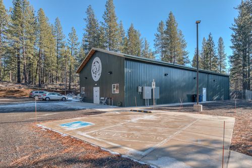 56870 Enterprise Dr, Sunriver, OR, 97707-2120 | Card Image