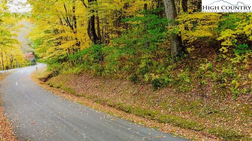 35 Tynecastle Dr, Banner Elk, NC, 28604-9685 | Card Image